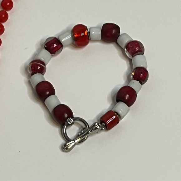 Faux, Costume, Estate Jewelry, Necklace and Bracelet - Picture 2 of 4